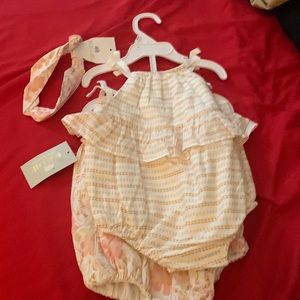 Baby clothes